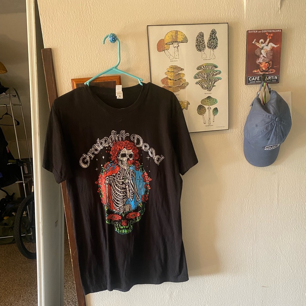 Grateful Dead shirt